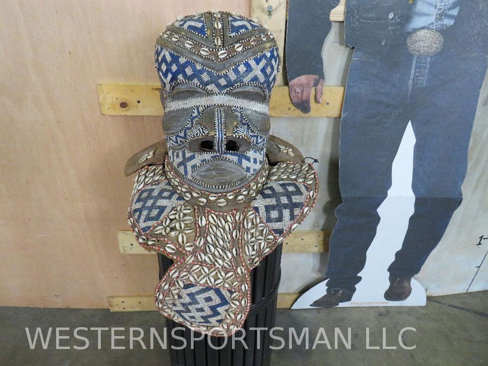XL Bwoom African Mask Very Detailed Beaded (Glass Beads)From Congo AFRICAN ART (1 of 15)