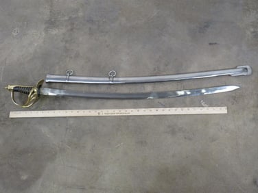 Contemporary Sabre w/Sheath KNIVES