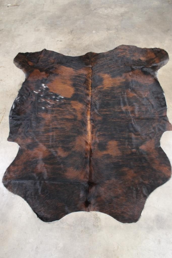 Nice Brand New Brindle Cowhide Rug TAXIDERMY (1 of 4)