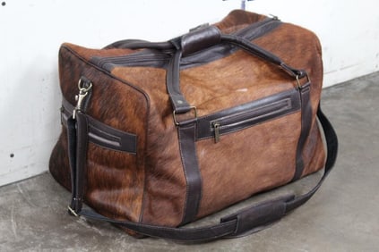 *BRAND NEW* High Quality COWHIDE and Leather Duffle Bag