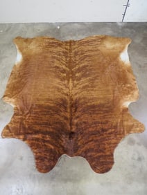*BRAND NEW* Beautiful PAMPA BRINDLE COWHIDE RUG