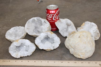 4 CRYSTAL QUARTZ Geodes, Weight: 10 lbs (ONE$)