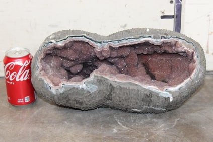 XL *Rare* Pink AMETHYST DRUZY GEODE with a Big Cave. Weight: 28 lbs!