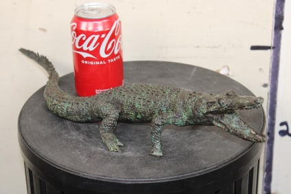 ALLIGATOR BRONZE Sculpture, Weight: 3 lbs 1 oz