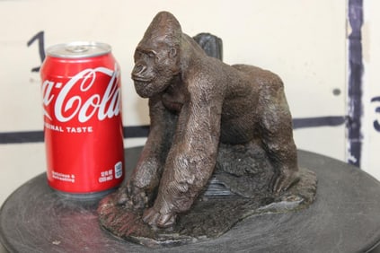 BRONZE GORILLA Sculpture, Weight: 4 lbs 13 oz
