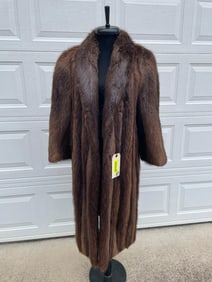 Gorgeous Natural BEAVER Fur Coat, Size Medium-Large
