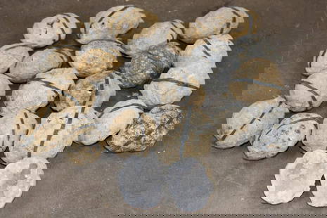 (20) QUARTZ GEODES (ONE$): 20 QUARTZ GEODES. Some are in 2 pieces and some are in 3 pieces. The Total Weight is 5 lbs 6 oz. Quartz geodes are valued for their ability to amplify energy, promote spiritual growth, and aid in mani