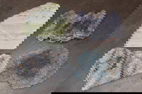 (4) Mineral Slices-ONYX, AMETHYST, AGATE, and PETRIFIED WOOD (ONE$): 4 Mineral Slices. 1 Jade Green ONYX, 1 Dream AMETHYST, 1 Crazy Lace AGATE, and 1 PETRIFIED WOOD Slice. Each measure 1/4" Thick. The Total Weight is 3 lbs 15 oz. (ONE$) ROCKS MINERALS FOSSILS