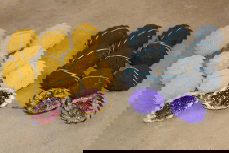 (10) Dyed Purple Crystal QUARTZ Geodes and (10) Titanium Aura Green Geodes (ONE$): 20 Crystal Quartz Geodes. There are 10 Dyed Purple Crystal Quartz Geodes and 10 Titanium Aura Green Geodes. The Total Weight is 7 lbs 15 oz. The core of the aura quartz is natural clear quartz crystal