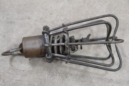 *Rare* Antique "S.W. Evans and Son" CLAW FISH TRAP