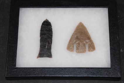 (2) Classic ARROWHEAD Points, Plainview and Calf Creek (ONE$)
