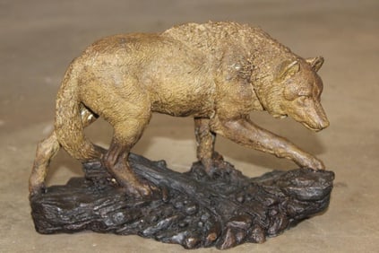WOLF Bronze Sculpture, Weight 7 lbs