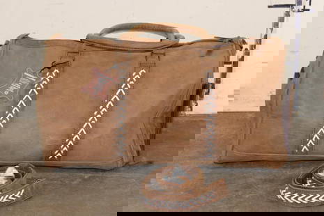 *Brand New* Leather Duffle Bag with a Detachable Carrying Strap: *Brand New* Leather Duffle Bag with a Detachable Carrying Strap. It measures 23" Long x 15" Wide x 12" Tall. WESTERN TRAVEL AND DUFFLE BAGS