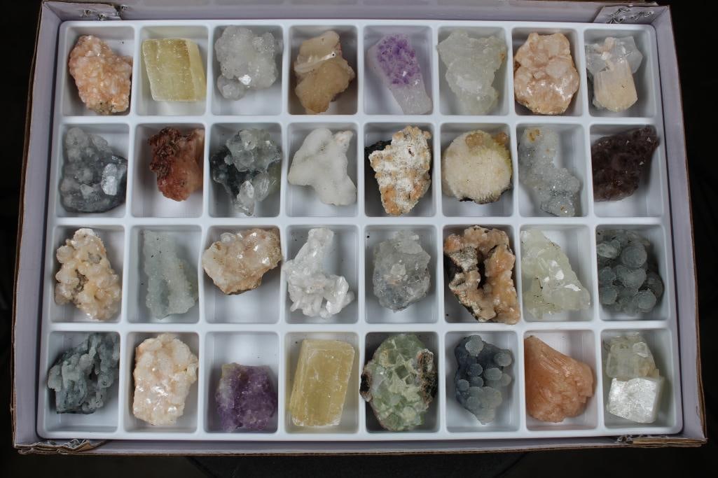32 Piece Mixed Box of MINERAL SPECIMENS (Zeolites) from India. Total Weight: 4lbs 9oz (1 of 8)