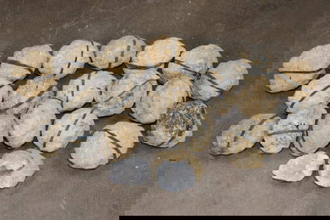 (20) CLEAR QUARTZ Crystal Geodes (ONE$): 20 CLEAR QUARTZ Crystal Geodes. Some have been broken in 2 pieces and some are broken into 3 pieces. The Total Weight is 5 lbs 7 oz. (ONE$) ROCKS FOSSILS MINERALS CRYSTALS