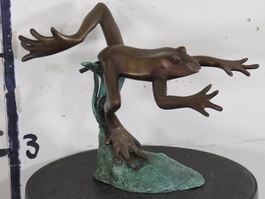 BRONZE FROG Fountain Statue, Weight 4 lbs