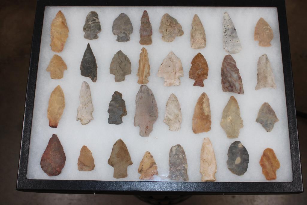 (32) Prehistoric Northeast Texas Flint Spear Point ARROWHEADS in a Display Case (ONE$) (1 of 7)