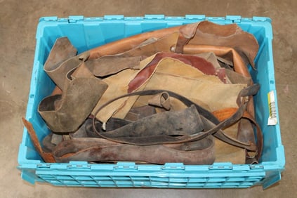 Big Tub of Leather for Crafts and a few old belt (ONE$)