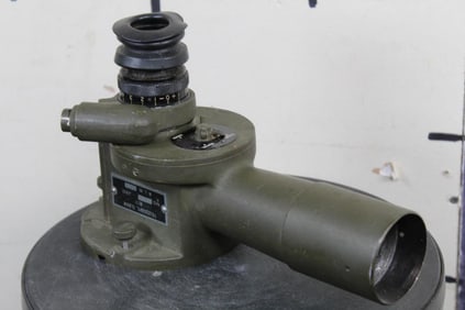 Original WW2 dated "1942" U.S. Military M17 Elbow Telescope