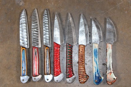 (8) Fixed Blade Damascus Steel KNIVES (ONE$)
