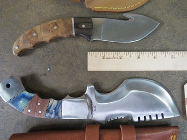(2) Fixed Blade KNIVES with Leather Sheaths (ONE$)