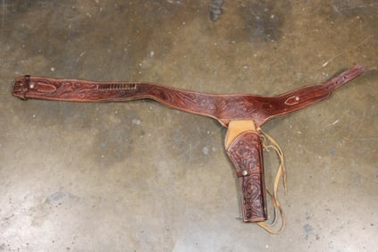 Tooled Leather HOLSTER BELT with a 30-34" Waist