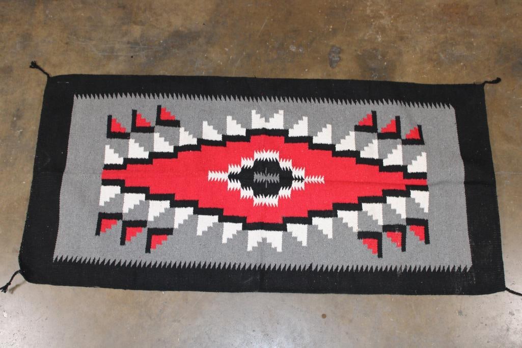 Handwoven Navajo Ganado or Klagetoh Southwestern Style RUG or Tapestry, Age Unknown (1 of 5)