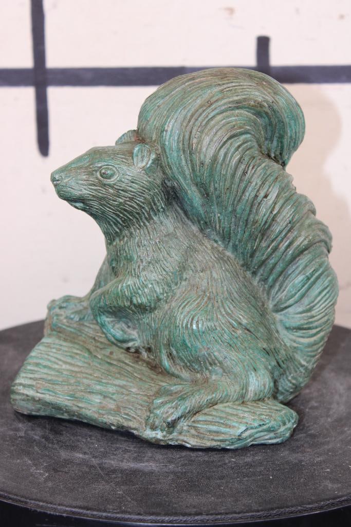 Sitting Big Tail Squirrel BRONZE Sculpture, Weight: 5 lbs: Sitting Big Tail Squirrel BRONZE Sculpture. It measures 7.5" Tall x 6" Long x 4.5" Wide and the Total Weight is 5 lbs 1 oz. COLLECTIBLE ART BRONZE SCULPTURES