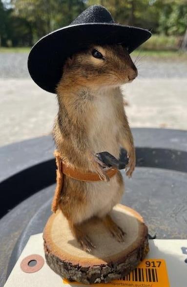 *New* Little Cowboy Sheriff CHIPMUNK Mounted on a Log Slice Base (1 of 5)