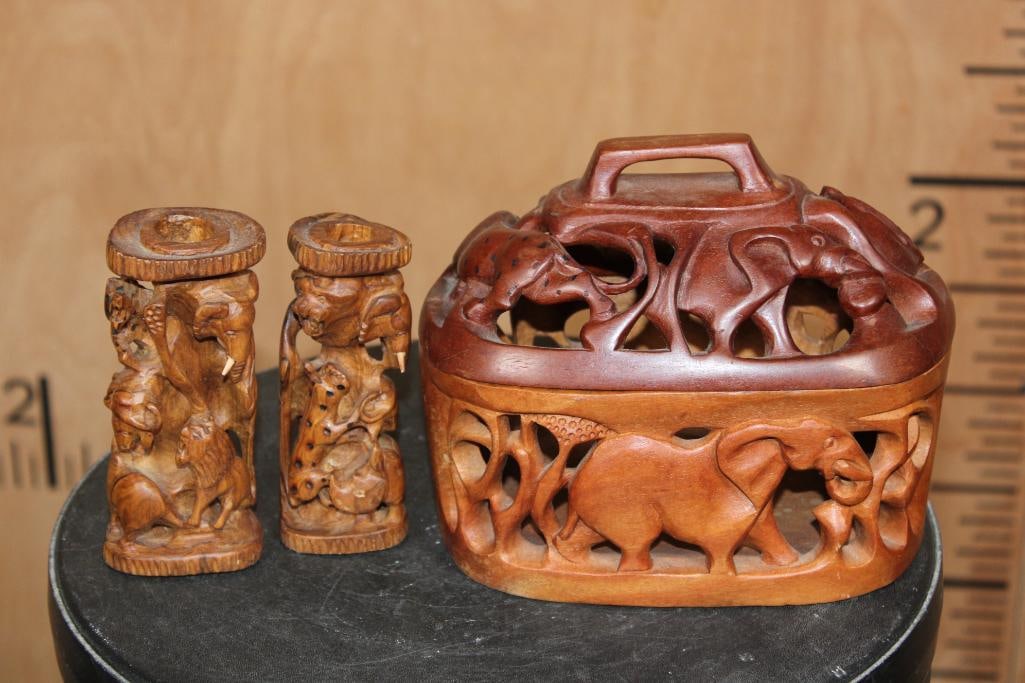 Hand-carved African Animal Set of a Basket with 2 Candle Holders (ONE$) (1 of 8)