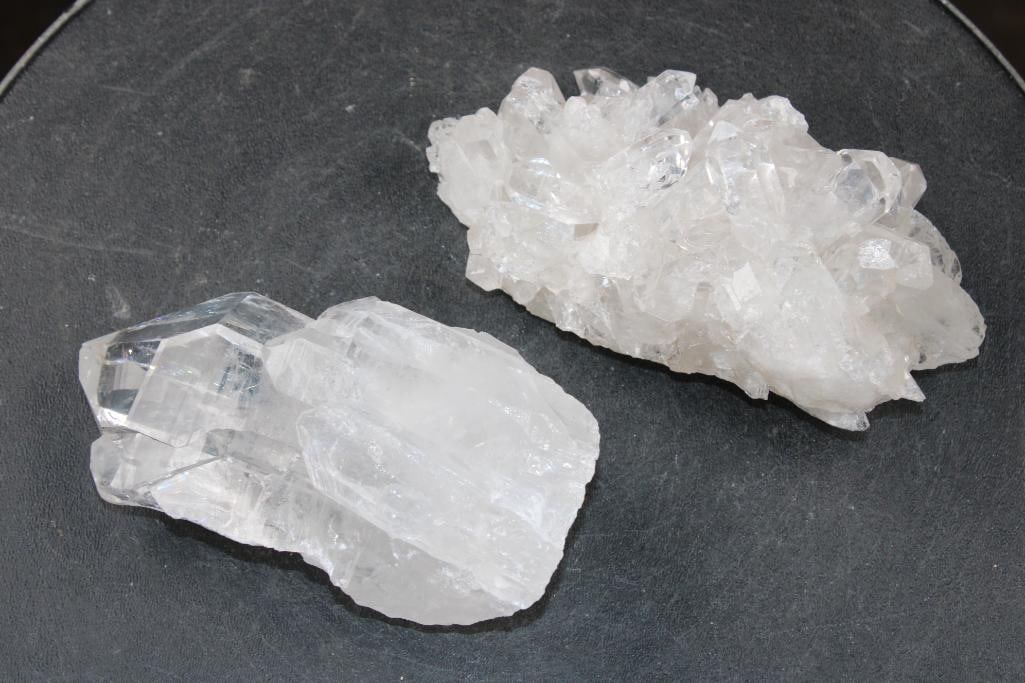(2) Clear QUARTZ CRYSTAL Specimens: 2 Clear QUARTZ CRYSTAL Specimens. The Total Weight is 2.6 lbs. ROCKS FOSSILS MINERALS CRYSTALS 