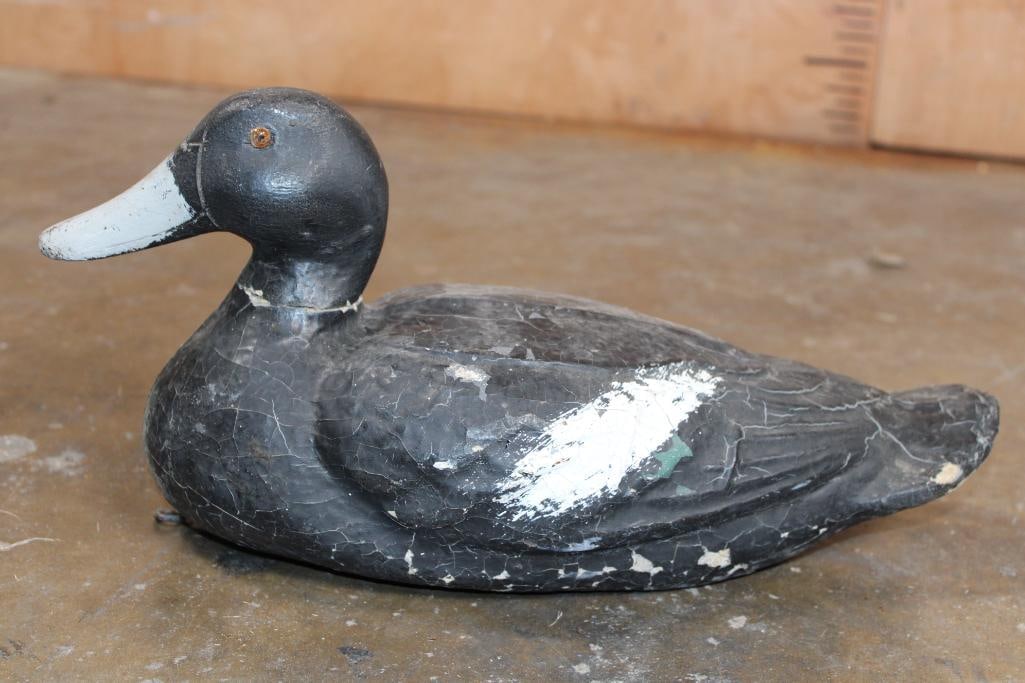 1948 Victor Animal Trap Co. "Veri-lite" DUCK HUNTING DECOY (1 of 8)