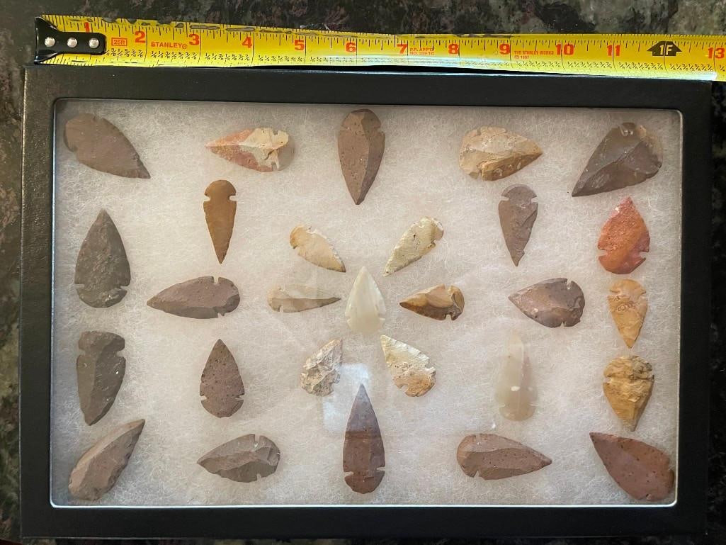 (28) Side Notched ARROWHEAD Points in a Glass Display Case (1 of 4)