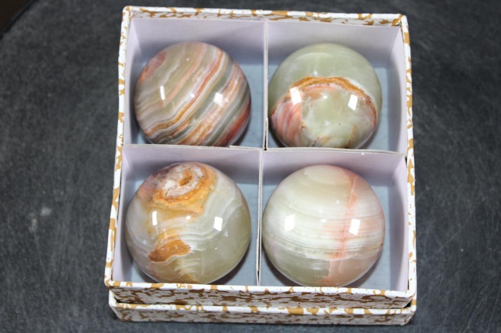 (4) Cut and Polished ONYX Spheres (1 of 3)