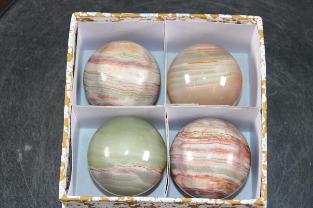 (4) Cut and Polished ONYX Spheres (1 of 3)