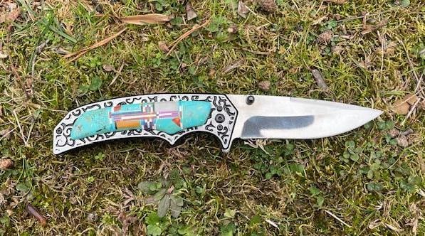 Browning 7.75" Lock Blade FOLDING KNIFE with a Southwest Designed Handle: Browning 7.75" Lock Blade FOLDING KNIFE with a Southwest Designed Handle. COLLECTIBLE FOLDING KNIVES 