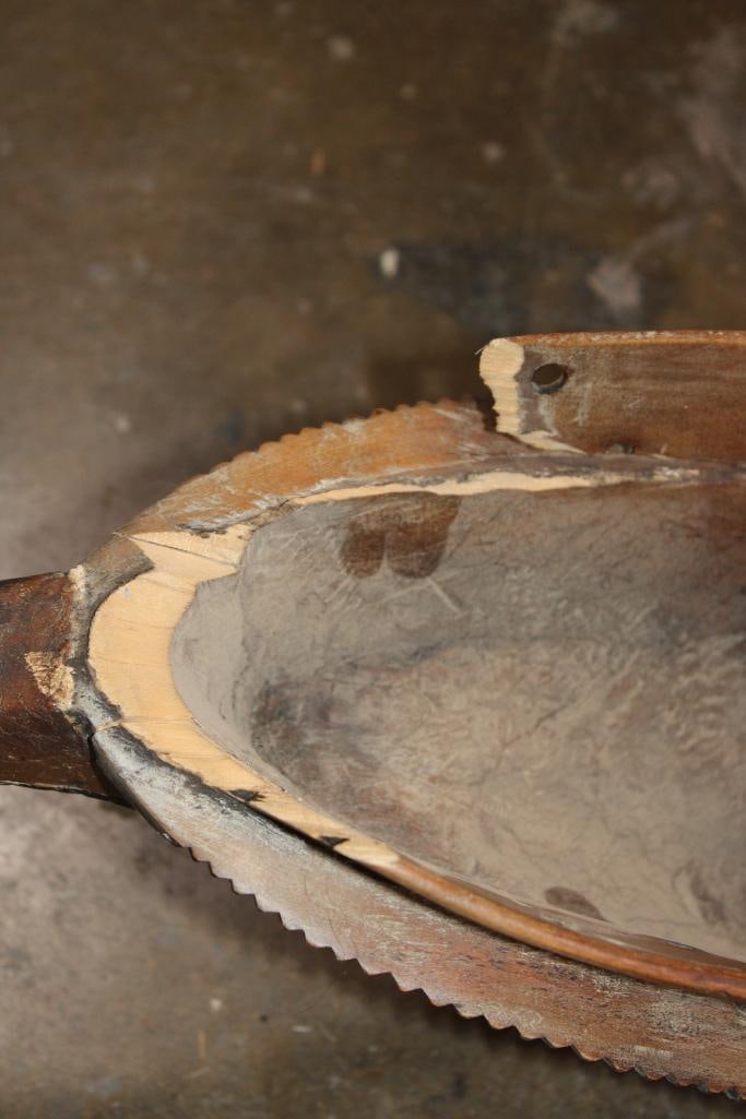 Hand-carved and Hand-painted GURO Ritual Mask from the Ivory Coast of Africa - 7