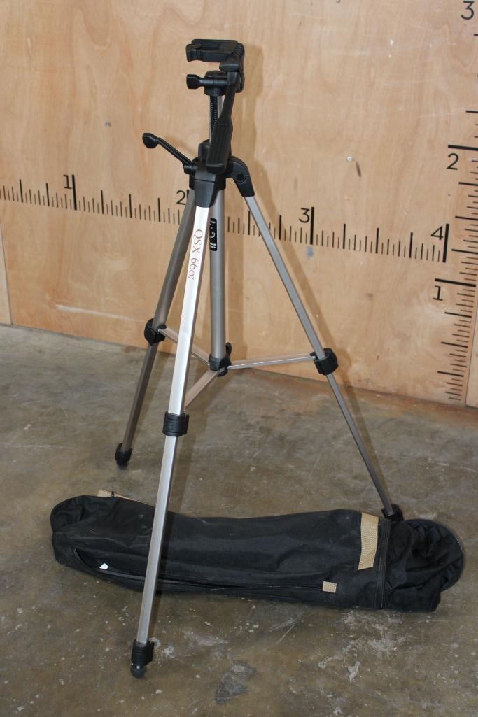 Quantaray by Sunpak QSX 6601 TRIPOD and MONOPOD with a Carrying Case (1 of 6)