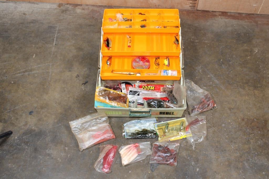 Rebel 600 Fishing TACKLE BOX with Lots of Fishing Baits and Lures: Vintage Rebel 600 Fishing TACKLE BOX filled with various old fishing lures and accessories. Stren Magnaflex fishing line, Zoom soft plastic lures, and various weights and hooks. FISHING BAITS AND
