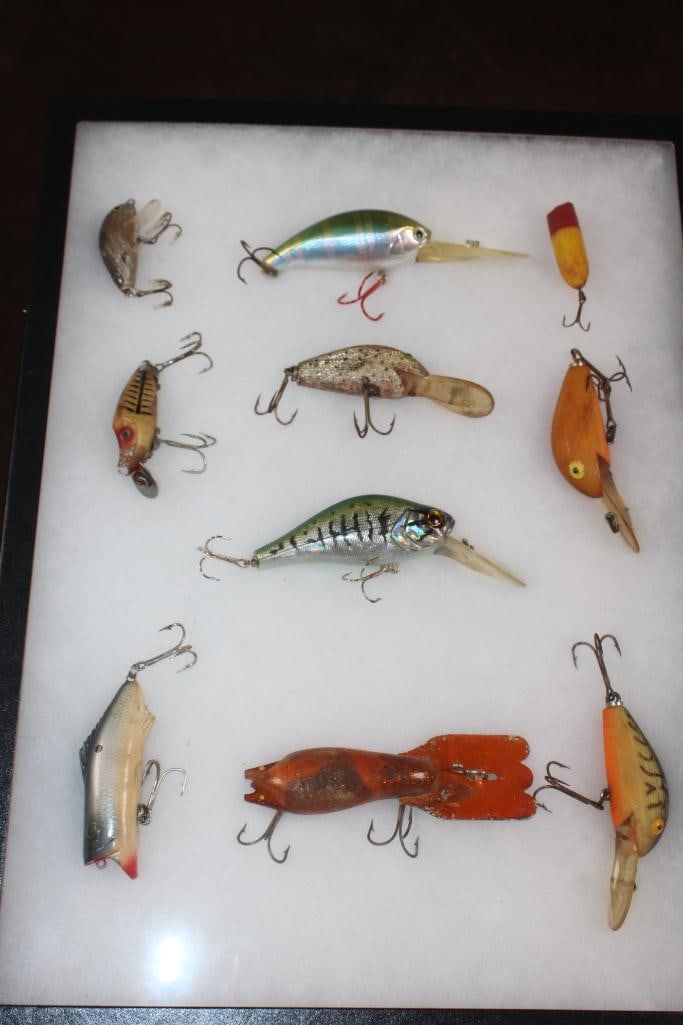 (10) Very Old FISHING BAITs and FISHING LURES in a Display Case (1 of 11)