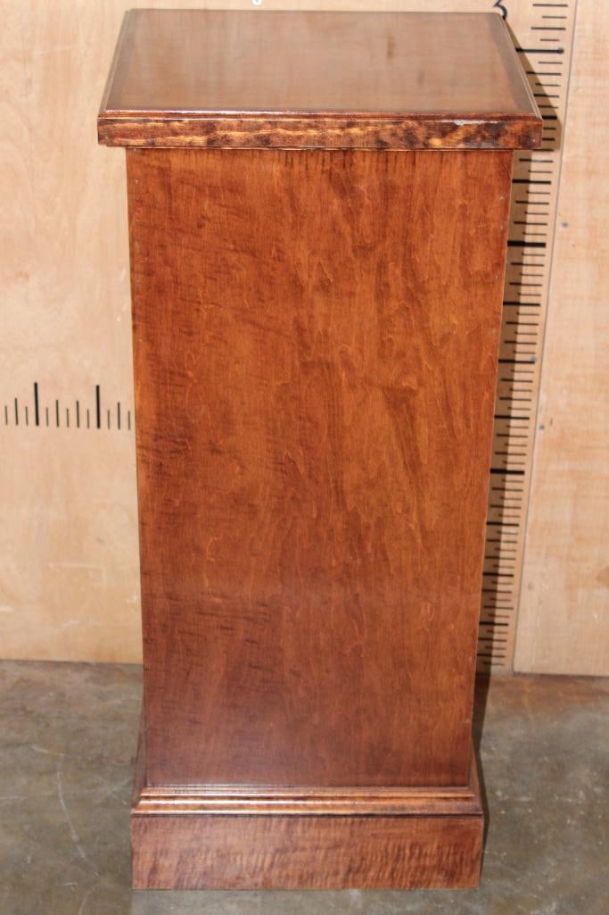 WOOD PEDESTAL for a Taxidermy Pedestal Mount (1 of 5)