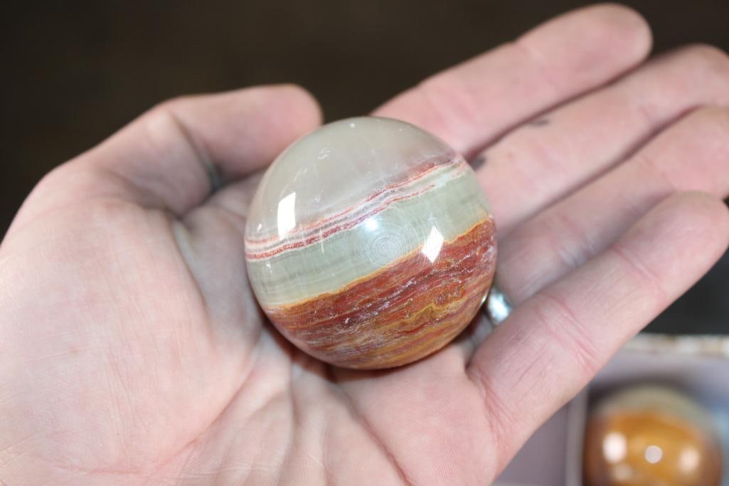 (4) Cut and Polished ONYX Spheres - 3