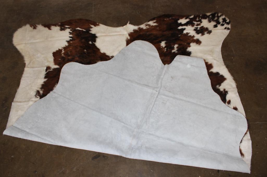 *Brand New* Brindle and White COWHIDE or COWHIDE RUG - 3
