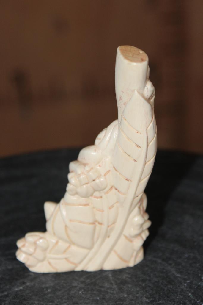 Guillermo Leal, Carved Fossilized MAMMOTH IVORY TUSK of a Tree Frog - 3