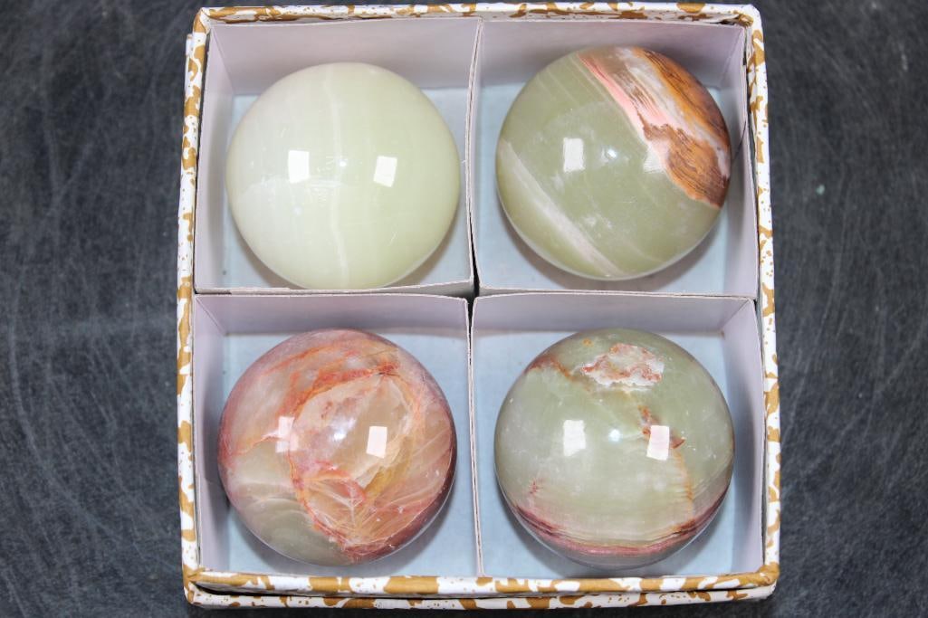 (4) Polished GREEN BANDED ONYX Mineral Spheres, Weight: 1 lb: 4 Formed and Polished GREEN BANDED ONYX Mineral Spheres. They all measure approximately 2" in Diameter and the Total Weight is 1 lb 8 oz. Green Banded Onyx is a sedimentary stone composed of banded