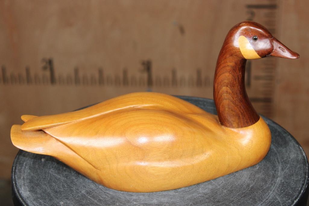 Hand-carved Walnut and Butternut Wood DUCK DECOY Signed "Charles Coates": Beautiful Hand-carved Walnut and Butternut Wood DUCK DECOY. It is Signed by "Charles Coates". The bottom reads "Charles Coates, Niagra Falls Ontario Canada. Walnut Head, Butternut Body, Lacquer