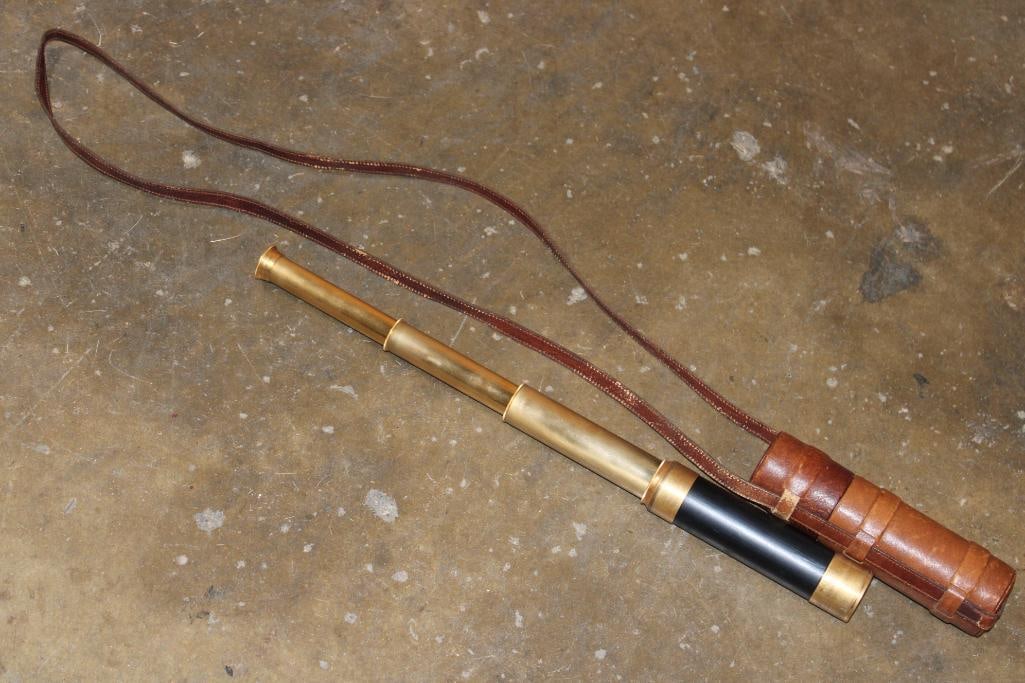 Antique 1890's "Eschenbach Nuremberg" German TELESCOPE made of Brass with a Leather Case: Antique 1890's "Eschenbach Nuremberg" German TELESCOPE made of Brass with its original Leather Case. The deployed Telescope measures 20" Long. It would be beautiful displayed or fun for playing