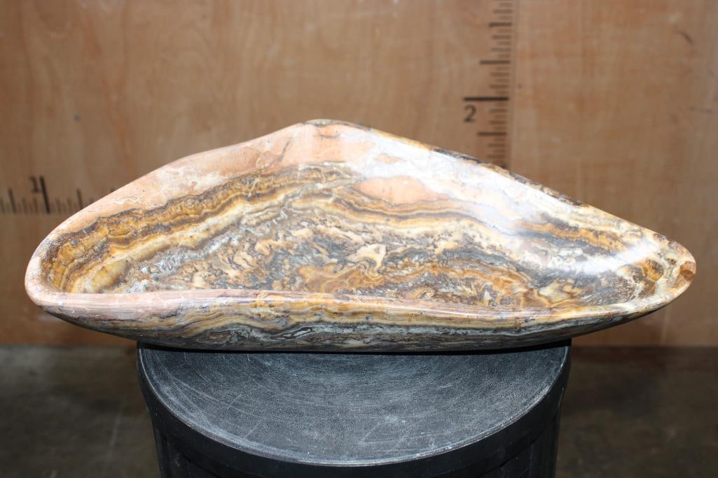 XL Polished MOROCCAN AMBER ARAGONITE Bowl: XL MOROCCAN AMBER ARAGONITE Bowl. It measures 18" Long x 11.5" Wide x 3 1/8" Tall and the Total Weight is 8 lbs 1 oz. Moroccan amber aragonite bowls are unique decorative pieces hand-carved from