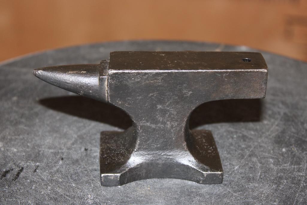 Reproduction "Indian 1901" Motorcycles Cast Iron Miniature ANVIL - 3