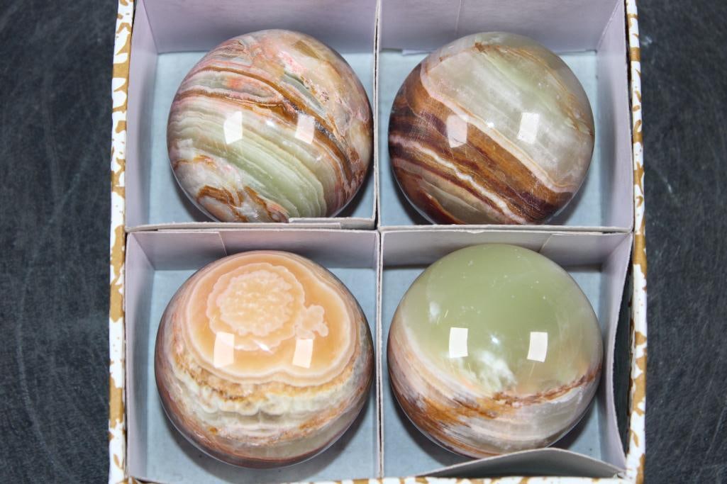 (4) Polished GREEN BANDED ONYX Mineral Spheres, Weight: 1 lb: 4 Formed and Polished GREEN BANDED ONYX Mineral Spheres. They all measure approximately 2" in Diameter and the Total Weight is 1 lb 8 oz. Green Banded Onyx is a sedimentary stone composed of banded ca